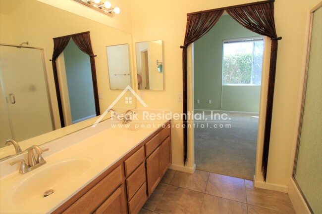 Building Photo - Very Nice 3bd/2ba Elk Grove Home in Laguna...