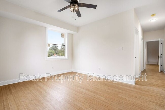 Building Photo - 1322 N 31st St