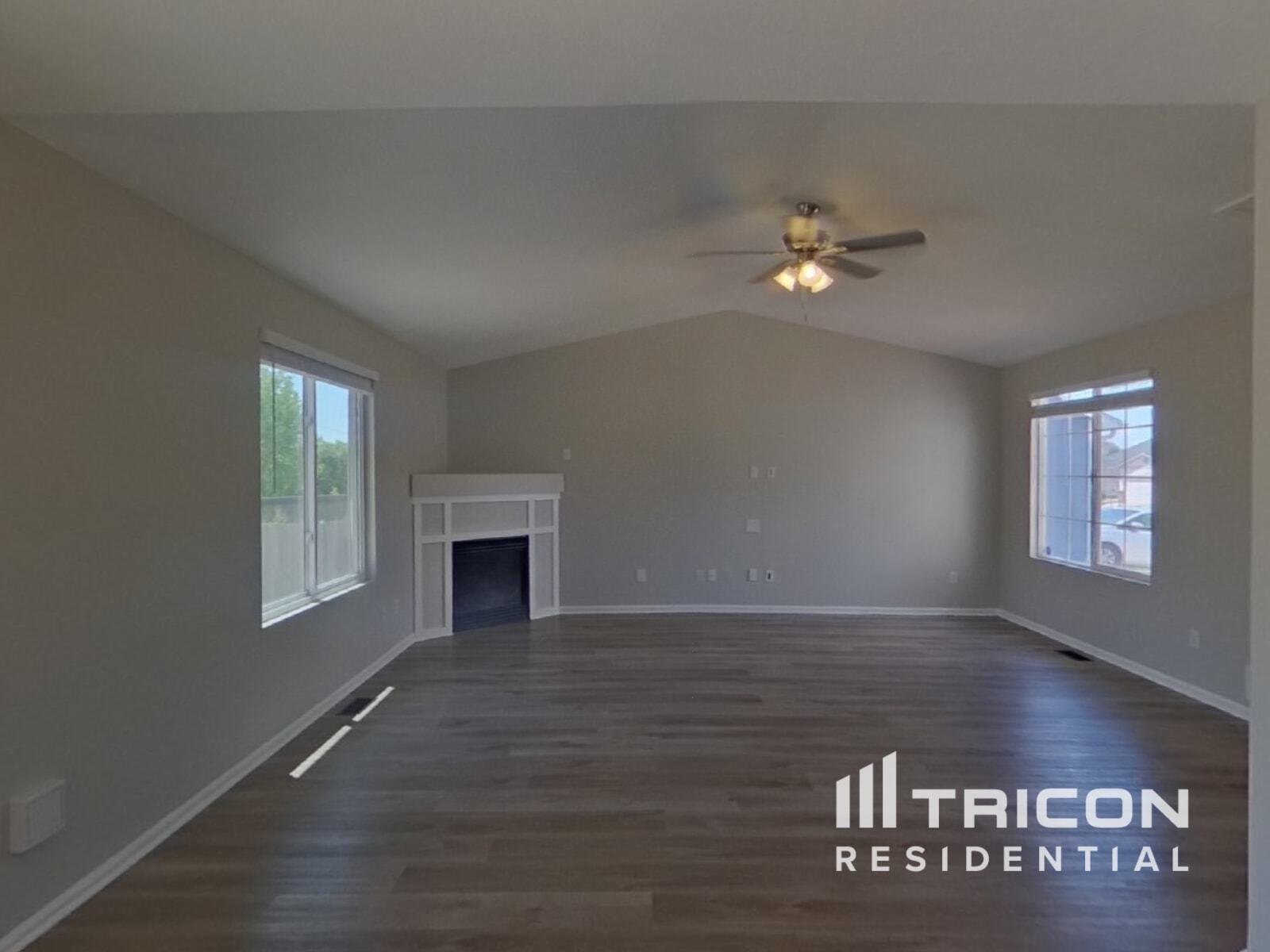 Building Photo - 1285 Lords Hill Dr