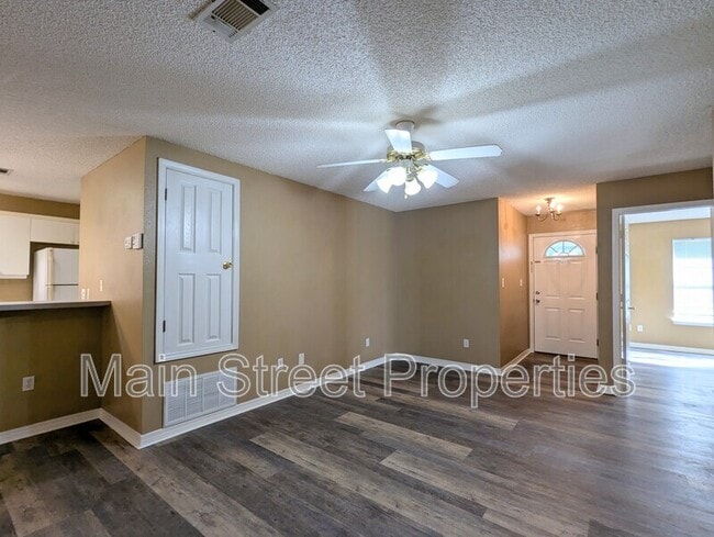 Building Photo - 1511 Galvin Ave