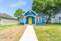 Building Photo - Beautiful & Updated Ridgedale Home!