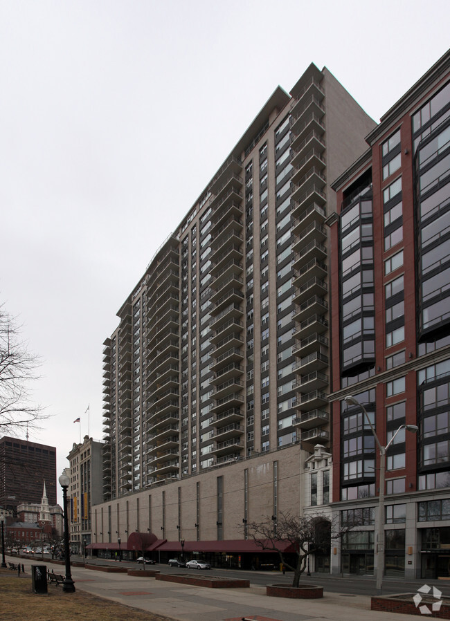 Building Photo - Tremont on the Common