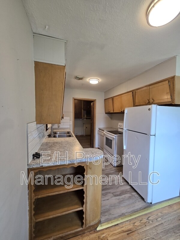 Building Photo - 2316 W Wildwood Rd
