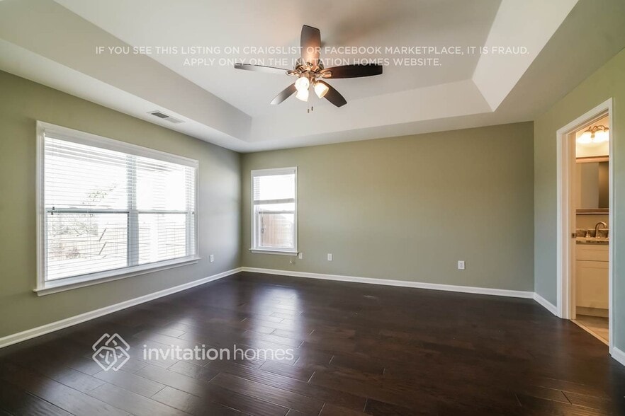 Building Photo - 351 Springs Crossing