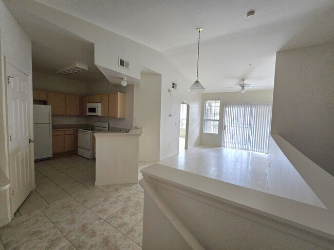 Building Photo - 2045 Erving Cir