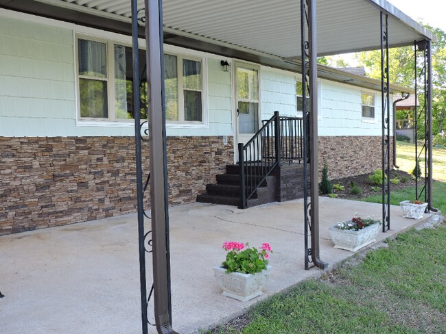 Building Photo - 1 Wildlife Club Ln