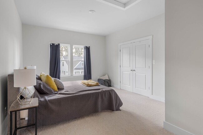 Building Photo - 31080 Silver Maple Dr