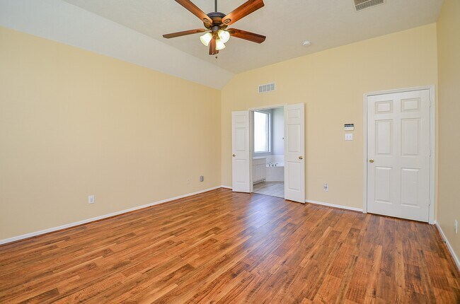 Building Photo - 1114 Oxford Mills Ln