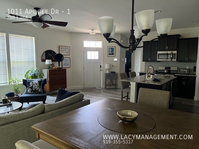 Building Photo - 1011 Apogee Dr