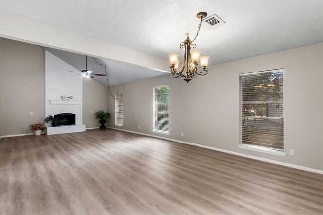 Building Photo - 719 Shenandoah Dr