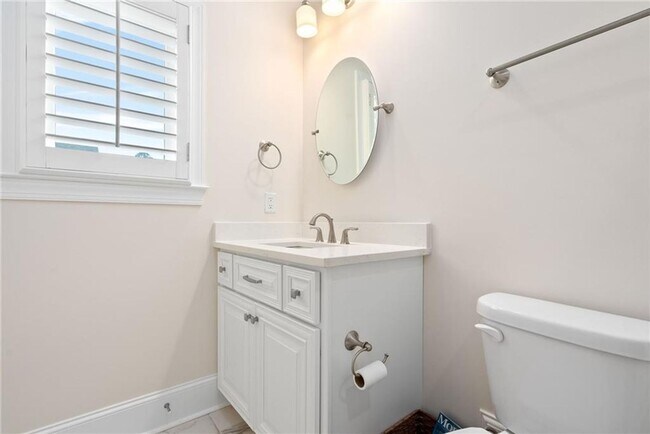 Building Photo - Spacious 4BR Home Near Auburn University –...