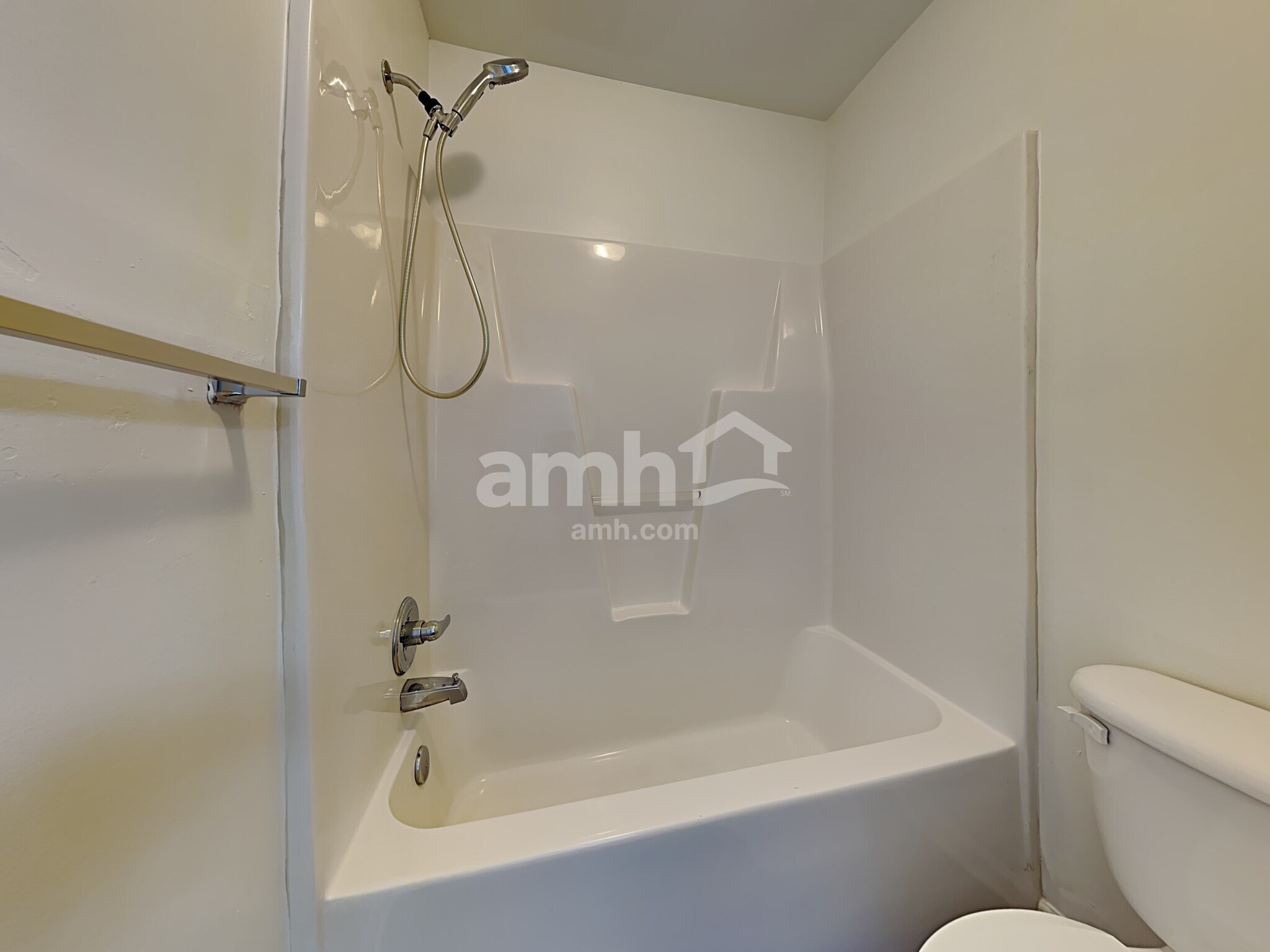 Building Photo - 10 Oakville Ct