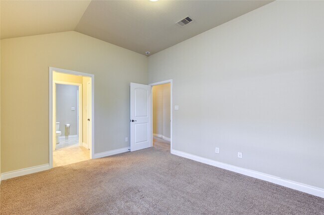 Building Photo - 4623 Montcliff Bend Ln