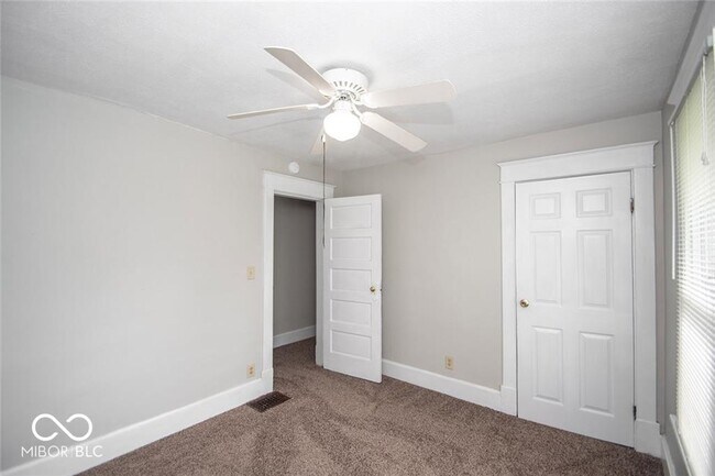 Building Photo - 1543 W Ohio St