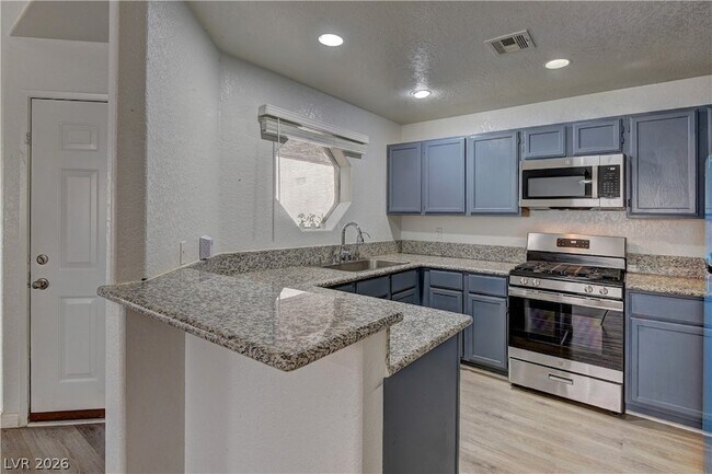 Building Photo - 5056 S Rainbow Blvd