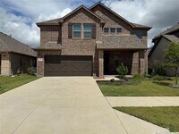 Building Photo - 3512 Lillian Ct