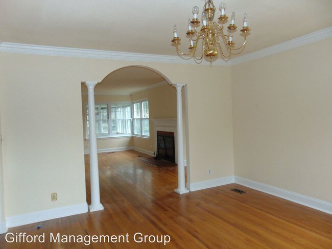 Building Photo - 5 br, 3 bath House - 4116 Gosnold Ave