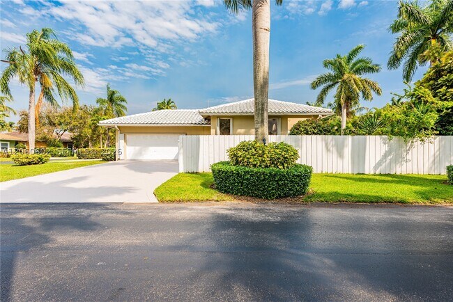 Building Photo - 8198 SW 84th Terrace