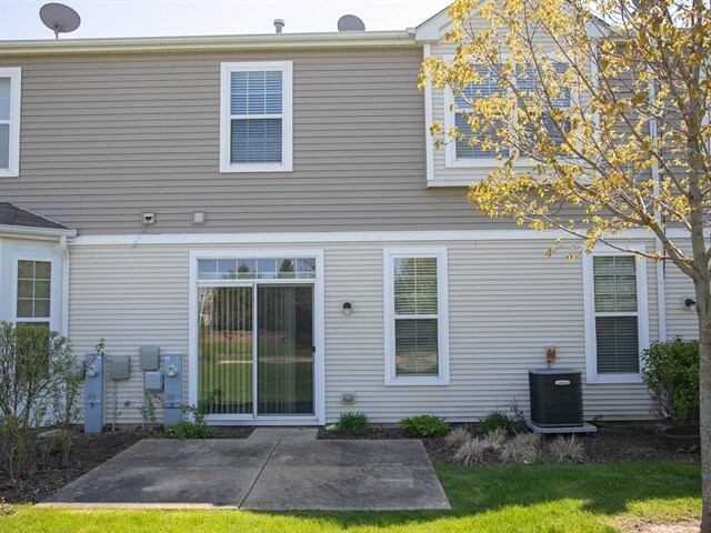 Building Photo - 4588 Camden Ln