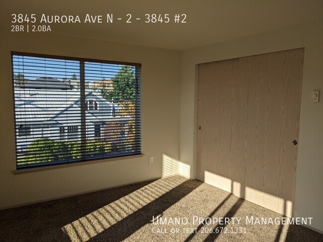 Building Photo - 3845 Aurora Ave N