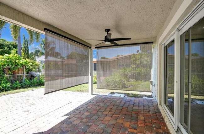 Building Photo - 11280 NW 40th St