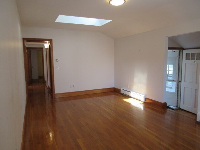 Building Photo - 43 Pleasant St