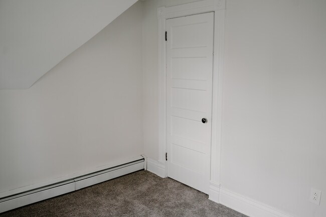 Building Photo - 354 Terrace Blvd