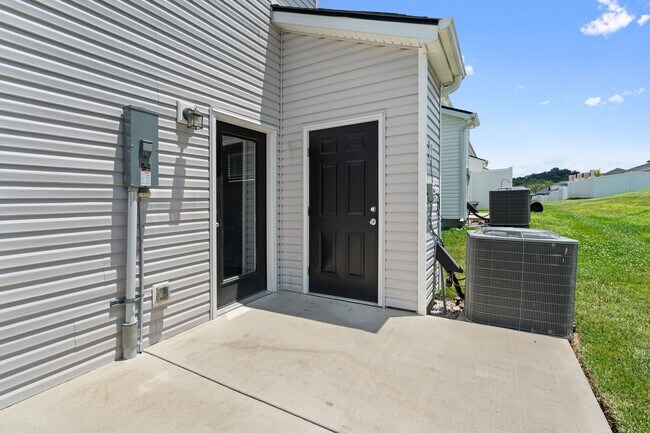 Building Photo - 4510 Skywood Ln