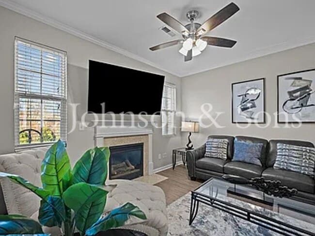 Building Photo - Wonderful location waiting for you