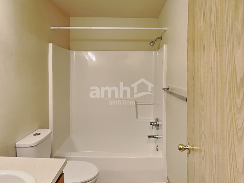 Building Photo - 16979 SW Steele Way