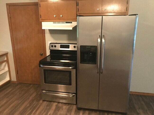 Building Photo - S82W31496 Section Rd