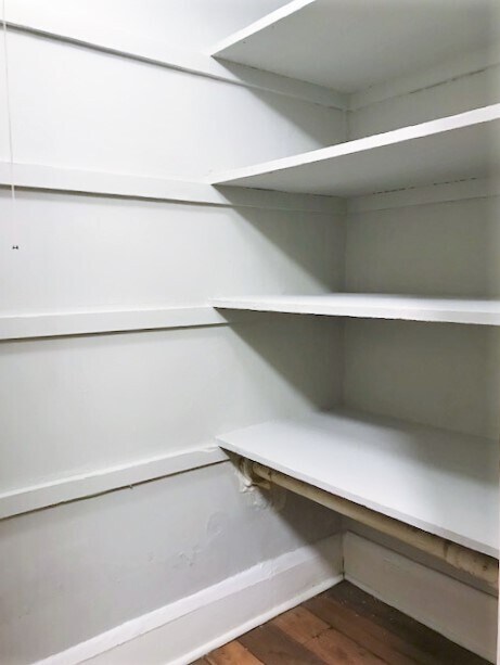 Building Photo - 2315 N Charles St