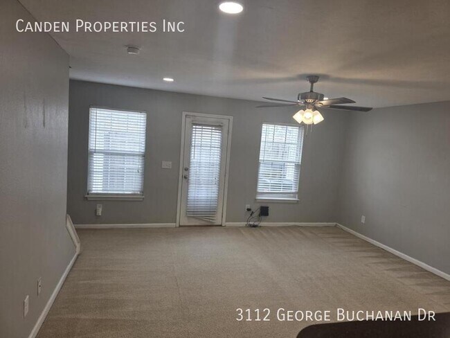 Building Photo - 3112 George Buchanan