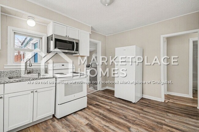 Building Photo - 19221 Melvin St