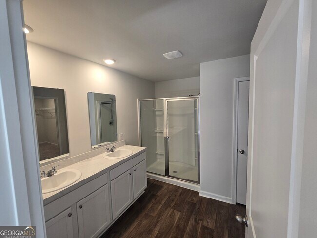 Building Photo - 404 Turpentine Trl