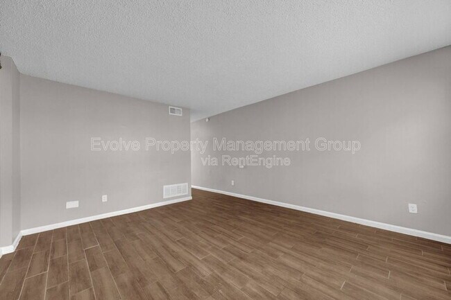 Building Photo - 3434 Spottswood Ave