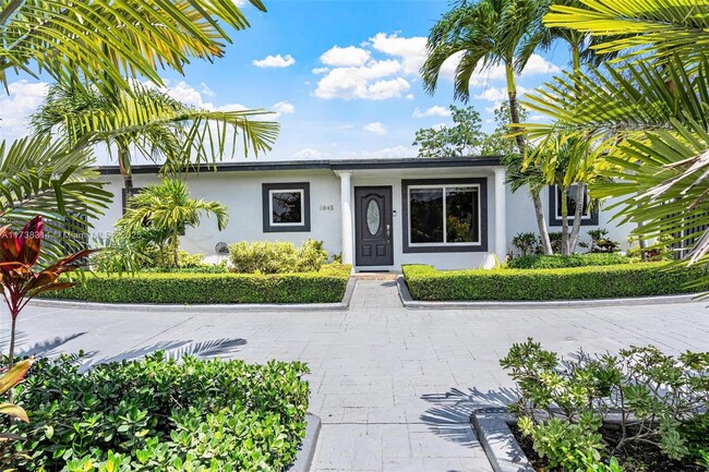 Primary Photo - 11845 SW 190th Terrace