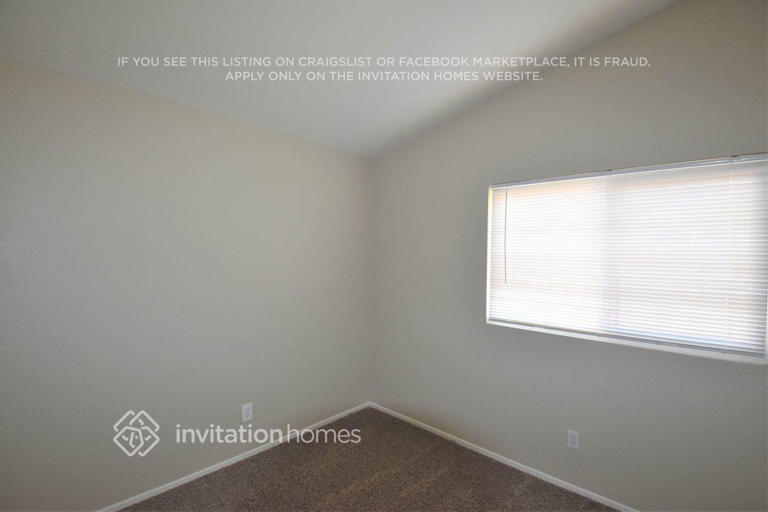 Building Photo - 1474 Marymount St