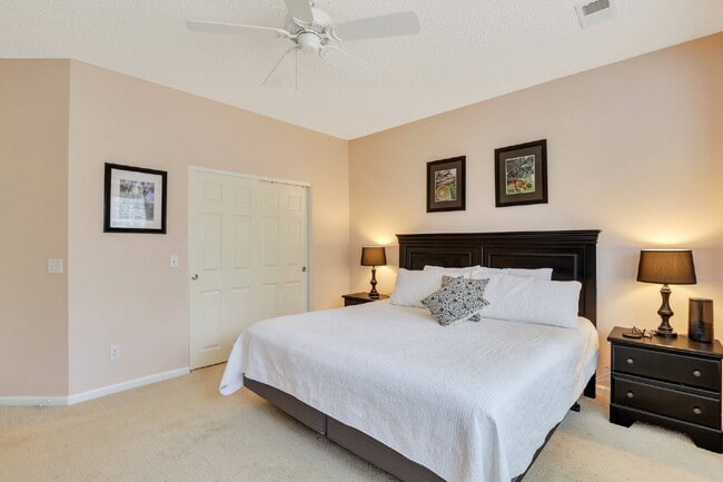 Building Photo - "213 Landing Lane - Charming 2-Bed, 2-Bath...