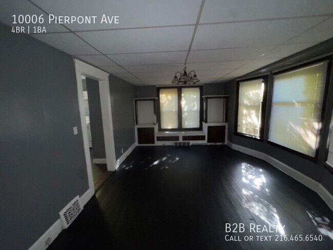 Building Photo - 10006 Pierpont Ave