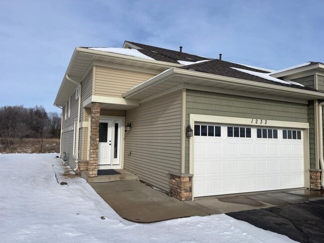 Building Photo - 1232 45th Ave NE