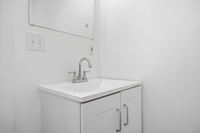 Building Photo - Freshly Renovated Ranch with a Spacious Fenced Yard