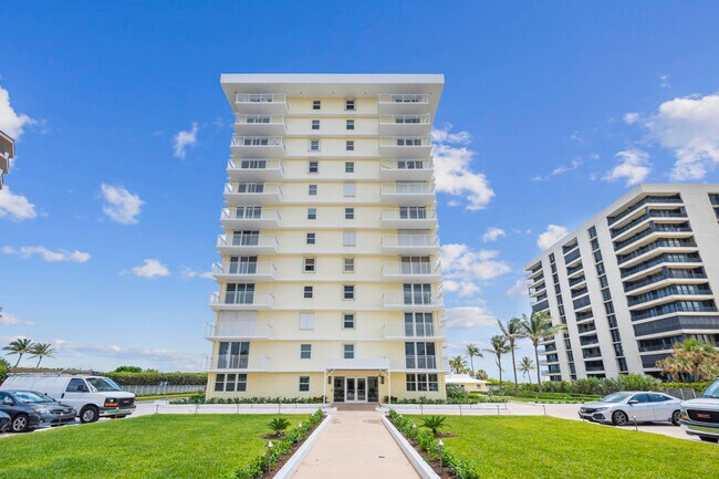 Building Photo - 500 Ocean Dr