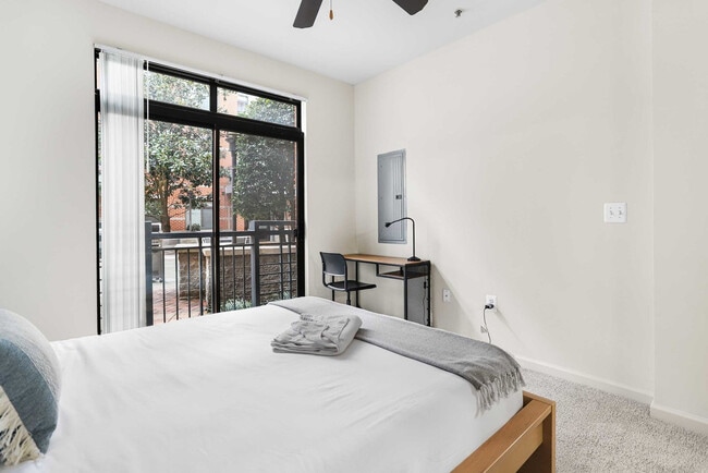 Building Photo - 305 10th Street South