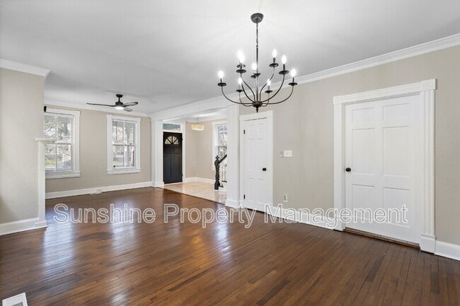 Building Photo - 207 Florida Ave