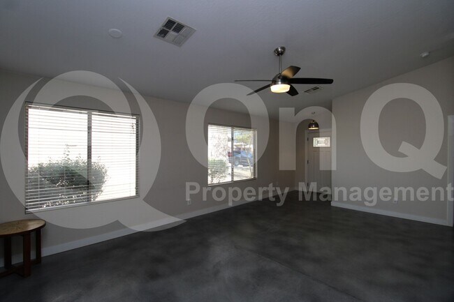 Building Photo - 15844 W Papago St
