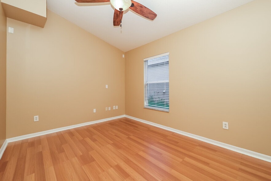 Building Photo - 6708 Summer Haven Dr