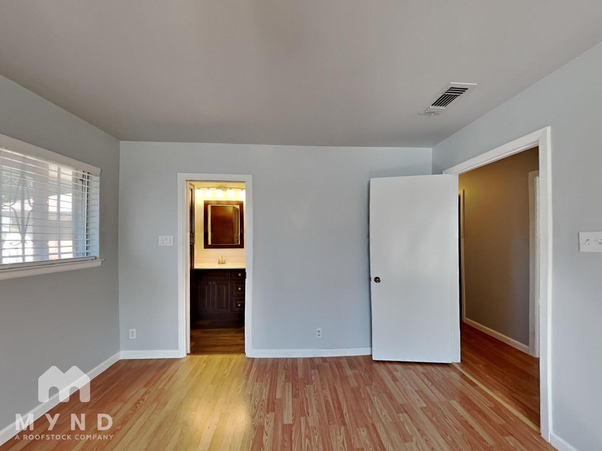 Building Photo - 5727 Bogart Dr