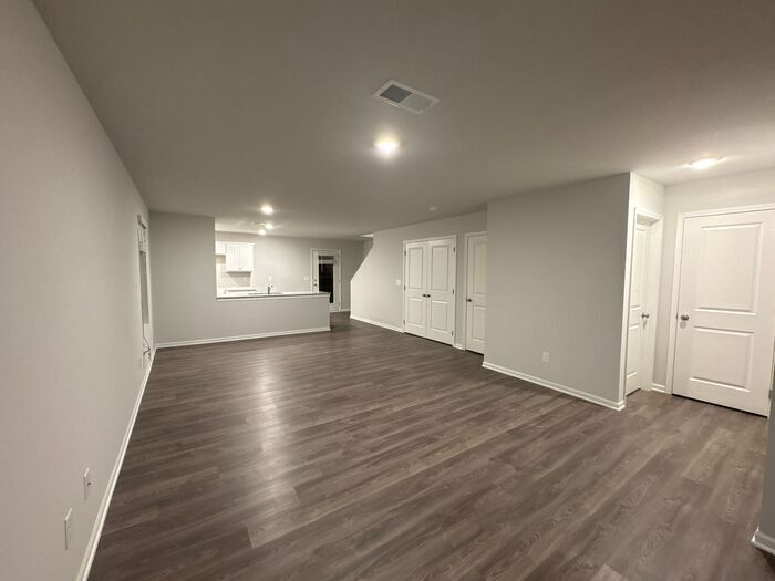 Building Photo - 4035 Highland Ave