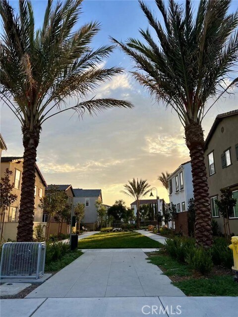 Building Photo - 16559 Pathfinder Ave